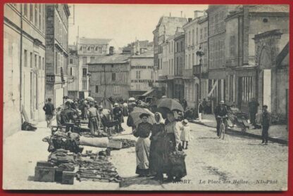 CPA NIORT LA PLACE DES HALLES