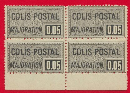 bloc-colis-postal-0-05