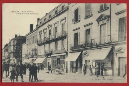 cpa-cholet-place-tavot-suite-a-la-rue-nationale