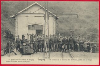 cpa-locomotive-longwy-greves-bassin-minier-mines-entree-usine-gardee-troupes-coulmies