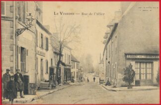 la-veudre-rue-allier-cafe-commerce