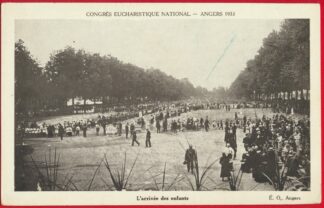 cpa-angers-1933-congres-eucharistique-arrivee-enfants