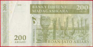 maddagascar-200-ariary-1000-francs-0717