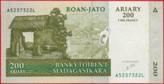 madagascar-200-ariary-500-francs-7322-2004