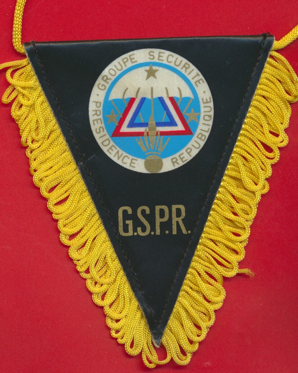 fanion-gendarmerie-gspr-groupe-securite-presidence-republique-vs