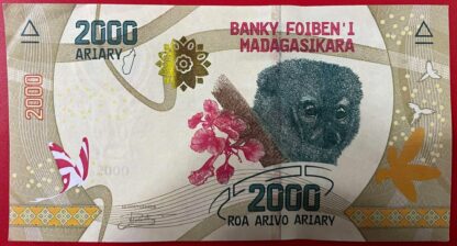 MADAGASCAR - 2000 Ariary – Image 2